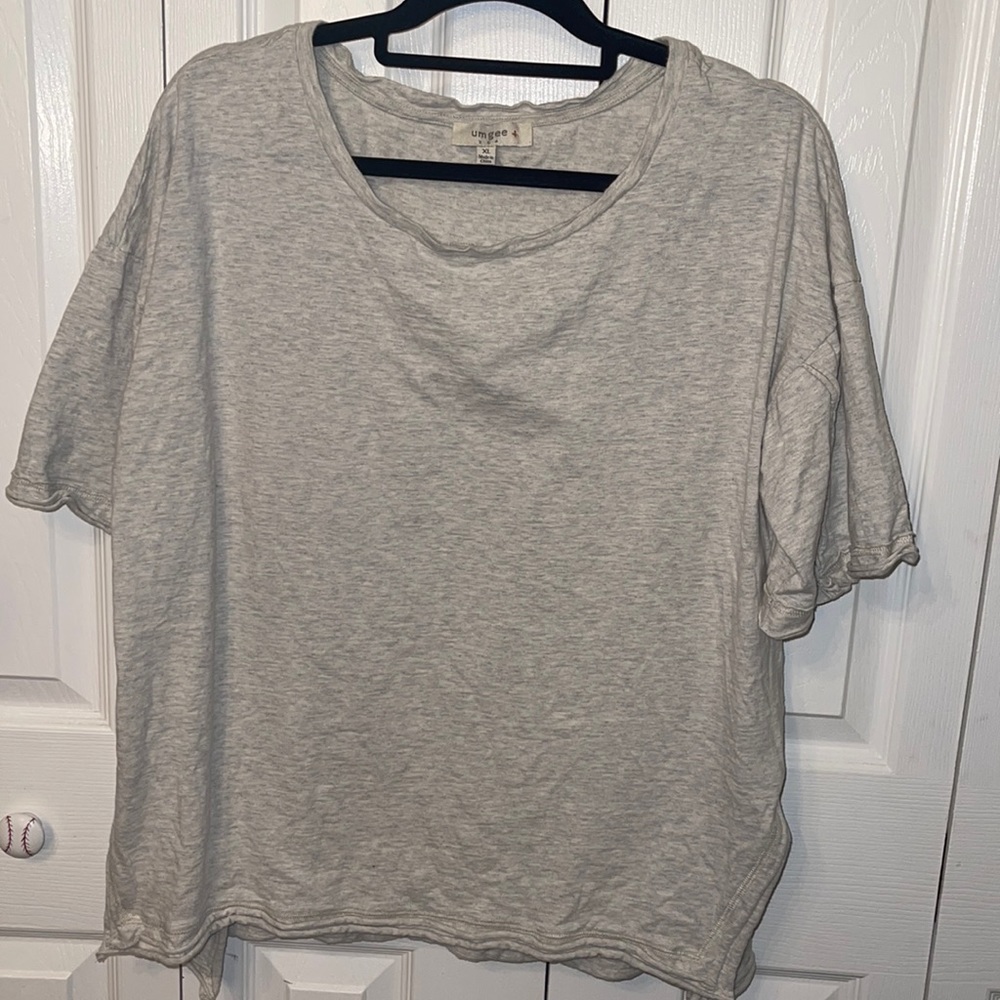 Umgee shirt, raw rolled hem and seams, oversized, size XL